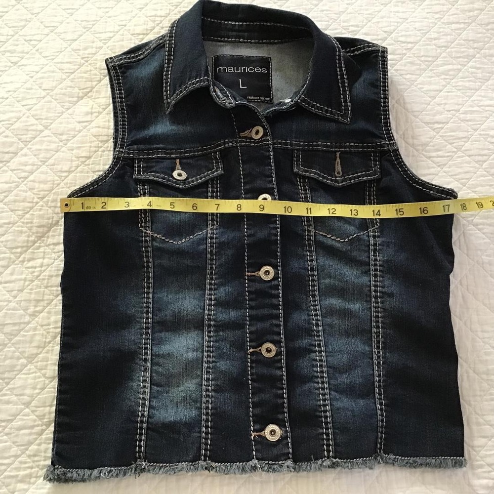 Maurices Womens Dark Wash Denim Vest Frayed Hem Button Front Sz L Western Summer - Picture 5 of 6
